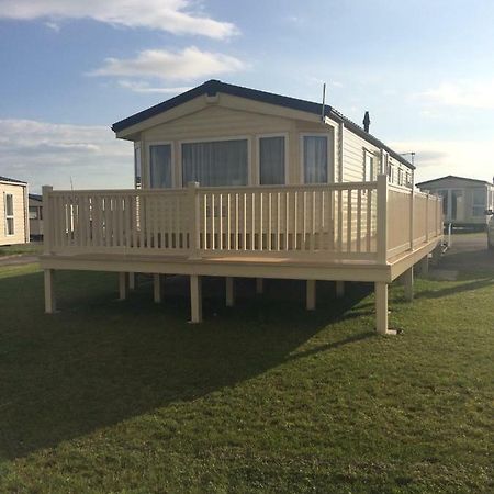 M68 3 Bedroom, 6 Berth Caravan Sand Le Mere Tunstall  外观 照片
